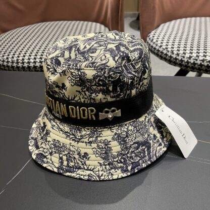 Dior exquisite and fashionable bucket hat - Image 2