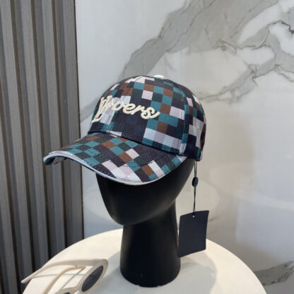 Louis Vuitton Classic Embroidered Baseball Cap