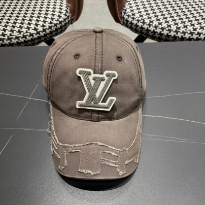 Louis Vuitton classic casual trendy simple baseball cap