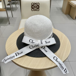 Dior ladylike straw hat