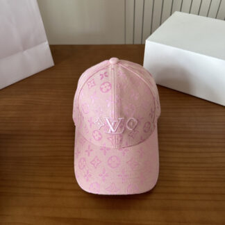 Louis Vuitton lightweight breathable baseball cap for men and women