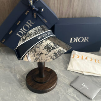 Dior stylish sun hat