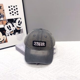 Dior stylish simple baseball cap