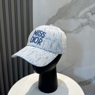 Dior stylish simple baseball cap