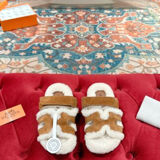 Hermes classic autumn and winter brown versatile fashionable and comfortable wool slippers