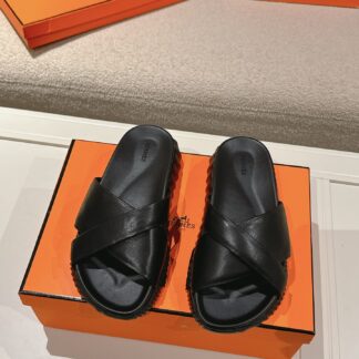 Hermes black soft and comfortable casual cross-slippers