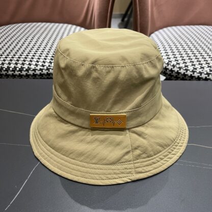 Louis Vuitton spring and summer all-match leisure sunshade sun basin