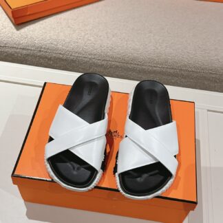 Hermes white and black color matching soft and comfortable casual cross-over slippers