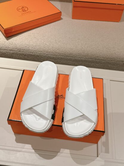 Hermes white soft and comfortable casual cross-slippers