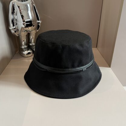 Hermès chain bucket hat