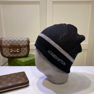 Louis Vuitton cashmere knitted hat