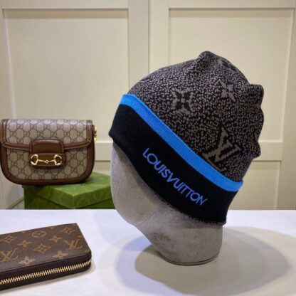 Louis Vuitton cashmere knitted hat