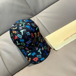 Louis Vuitton silk-screen baseball cap