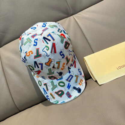 Louis Vuitton silk-screen baseball cap