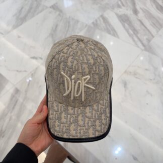 Dior casual embroidered baseball cap