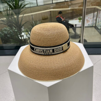 Dior casual large brim straw sun hat