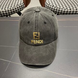 Fendi simple versatile baseball cap