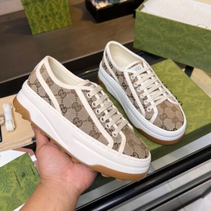 Gucci early spring casual sneakers - Image 2