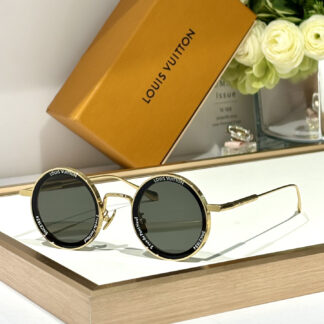 LOUIS VUITTON Fashion Sunglasses