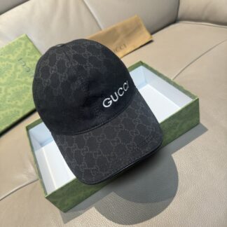 Gucci embroidered baseball cap