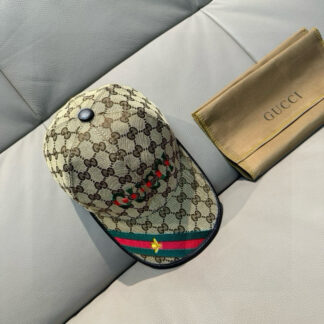 Gucci embroidered baseball cap