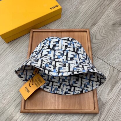 Fendi Breathable and Comfortable Bucket Hat