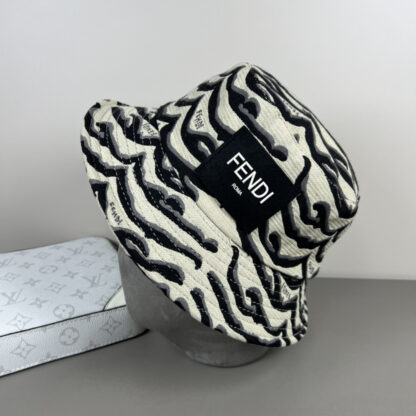 Fendi new denim bucket hat - Image 2