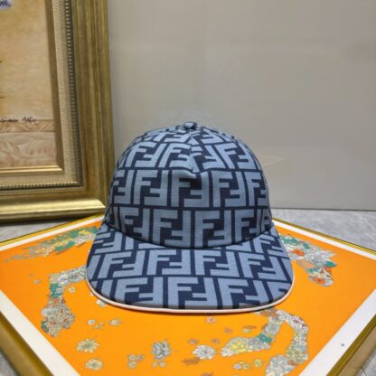Fendi stylish breathable all-match baseball cap - Image 2