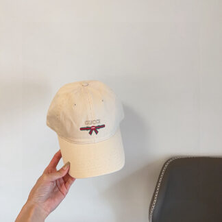 Gucci simple baseball cap