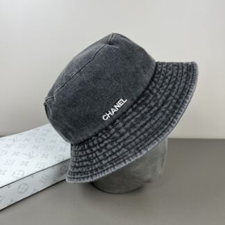 Chanel simple casual bucket hat
