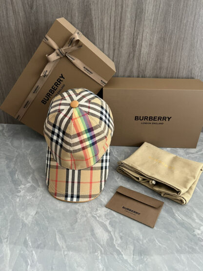Burberry simple fashion casual baseball cap - Image 2