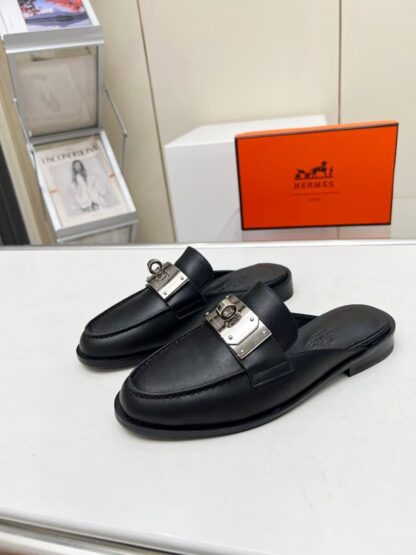 Hermès classic black half-slippers