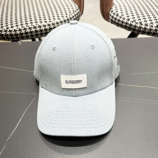 Burberry Stylish Raffia Hat