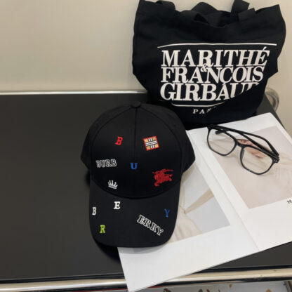 Burberry stylish 3D embroidered classic baseball cap