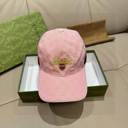 Gucci bee embroidered baseball cap