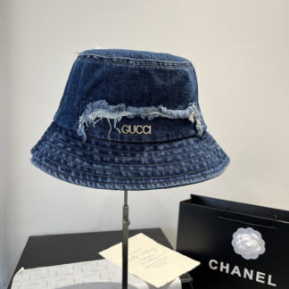Gucci bucket hat