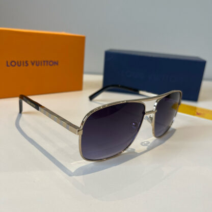 LOUIS VUITTON Fashion Sunglasses