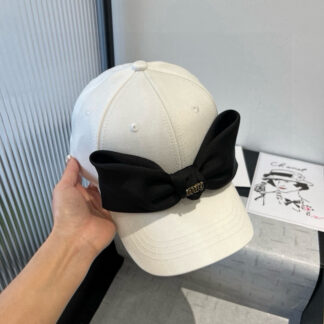 Miu Miu bow cap