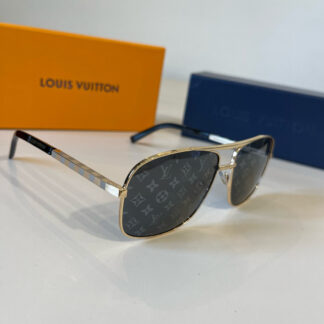 LOUIS VUITTON Fashion Sunglasses