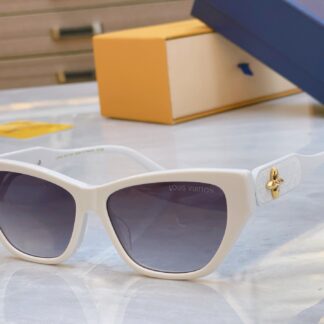 LOUIS VUITTON Fashion Sunglasses