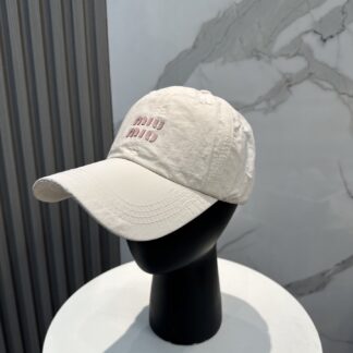 Miu Miu Simple Lightweight Baseball Cap