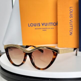 LOUIS VUITTON Fashion Sunglasses