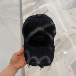 Miu Miu classic trendy baseball cap