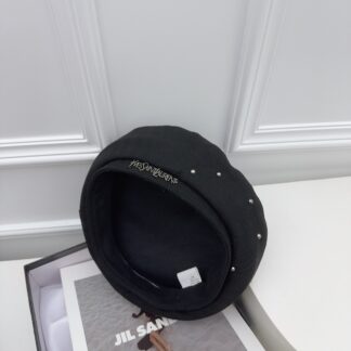 Yves Saint Laurent autumn and winter new beret