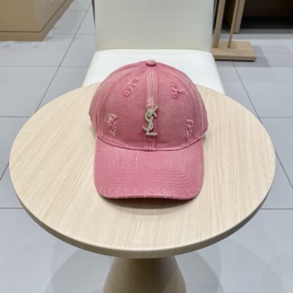Yves Saint Laurent stylish all-match baseball cap