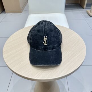 Yves Saint Laurent stylish all-match baseball cap