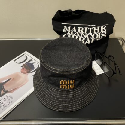 Miu Miu 3D embroidered bucket hat