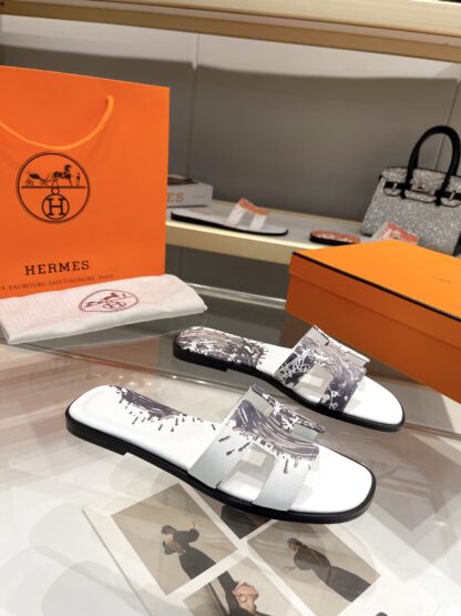 Hermès early spring new white printed pure handmade flat slippers