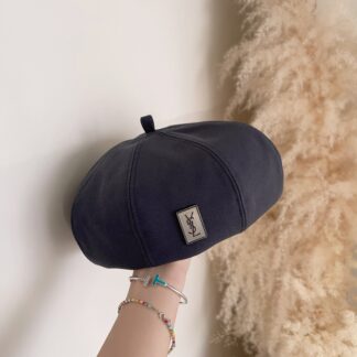 Yves Saint Laurent stylish all-match beret