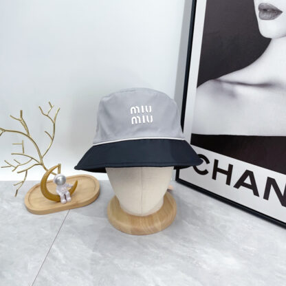 Miu Miu Colorblock Simple Bucket Hat - Image 2